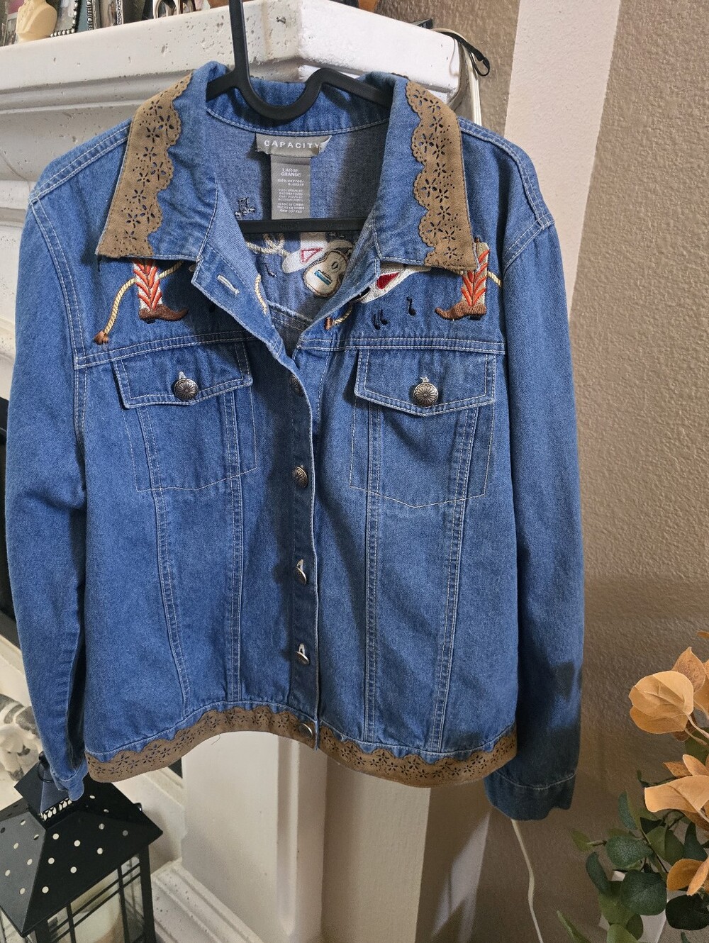 Capacity Denim Jacket with Brown Suede Trim - Blue